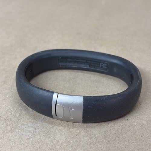 Nike fuelband wm0105 001 - nike+,