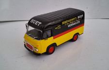 Camion 1/43 - Ixo Altaya - Renault Saviem SG2 - Déménagements Huet - Versailles
