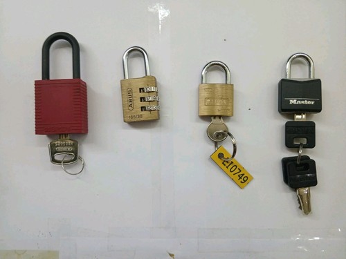 Lot cadenas avec - lot,