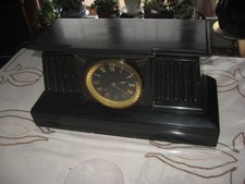 ancinne pendule de cheminée