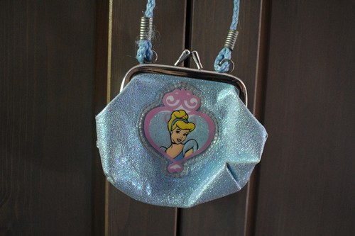 Porte monnaie disney - porte,