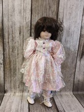 💮 Ancienne Poupée, Poupon