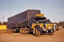TEKNO 80748 VOLVO N88 TRACTEUR