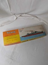 Maquette Tri-ang HMS Exeter -