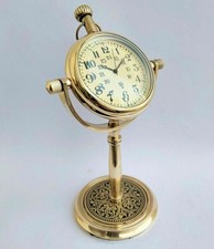 Belle horloge de bureau