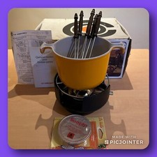 SERVICE A FONDUE LE CREUSET CASSEROLE EN FONTE ORANGE  Enzo Mary Mama