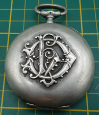 beau grand boitier de montre