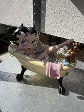 Figurine de Betty Boop dans la Baignoire, 2003, Résine Epoxy
