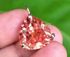 Rare 21 CT Naturel Impérial