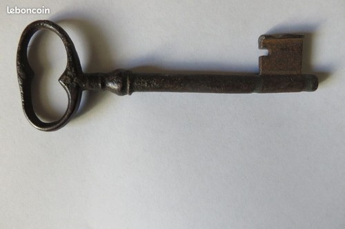 Ancienne clef 15 - ancienne,