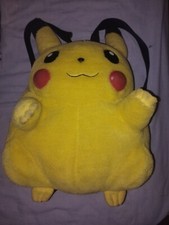 sac à dos peluche pour enfant Pikachu pokémon