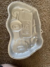 Wilton FARM TRACTOR cake pan