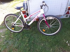 a vendre vtt neuf de femme 26