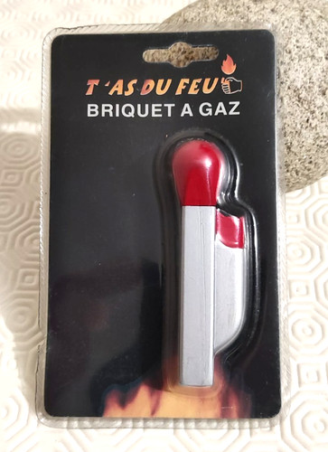 Briquet ancien gaz neuf - briquet,