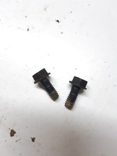 vis de carburateur de moteur