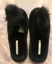 NWT Victoria's Secret Pompom
