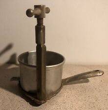 Pressoir à fruit A. Petit old