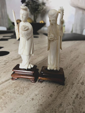 sculpture 2 personnages couple chinois en corne os objet vitrine