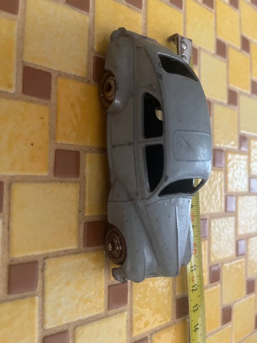 Ancienne dinky toy peugeot 203 - dinky,