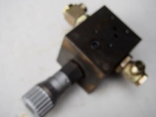 e) limiteur pression hydraulique BOSCH  0  811 100 098