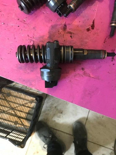 Injecteur audi 9 - tdi, 105