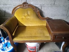 fauteuil téléphone bon état général en chêne , à venir chercher sur place