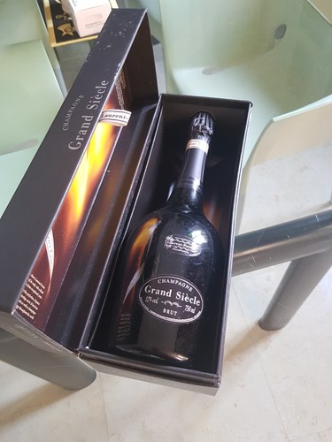 Bouteille champagne grand - bouteille,