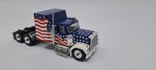 Camion miniature Peterbilt 359