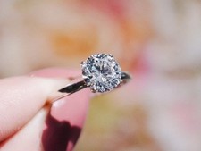 Bague solitaire ronde diamant