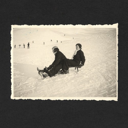 Deux femmes luge - ski,