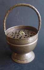 Seau à braise, Couvot