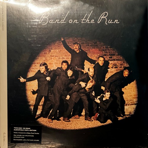 Paul mccartney band on the - -,