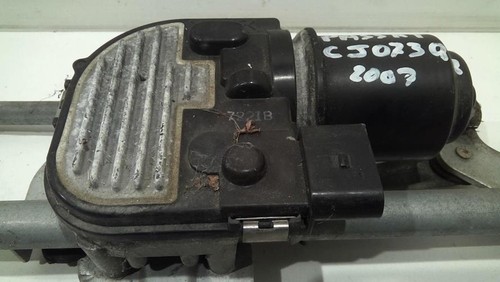 Moteur essuie glace avant