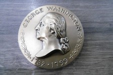 Ancienne médaille en bronze George Washincton par Maco