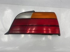 Feu arriere principal droit