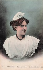 13 ARLES TYPE ARLESIENNE