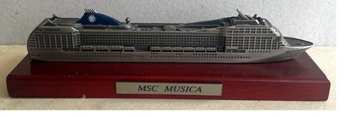 Maquette bateau croisières - bateau,