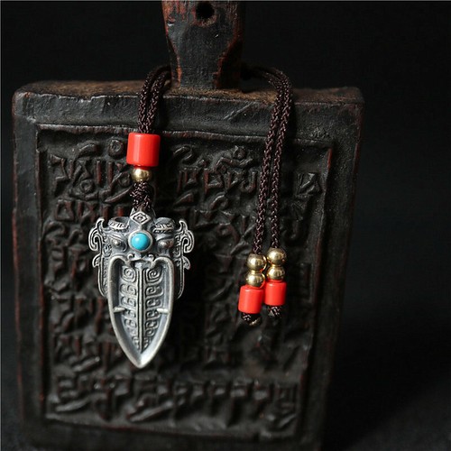 Joli pendentif tibétain - joli,