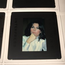 DRÔLES DE DAMES  - DIAPOSITIVE DE PRESSE