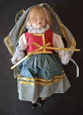 Poupée porcelaine vintage collection poupées du monde N° 21