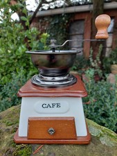 Ancien moulin à café en bois et porcelaine / Années 1970-1980 / Fontionne