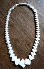 Collier ancien en perles