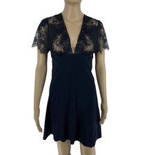 Robe Femme Noir À Col En V En