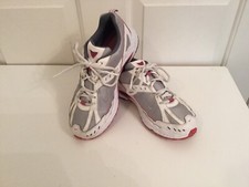 Nike Dart 6 Womens /Girls Running/trainers Sneakers Sz 6Y Extra Nice!