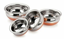 Ensemble De Casseroles En