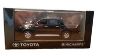 Toyota hilux  D4D  Minichamps