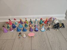 HUGE LOT 24 DOLLS Disney