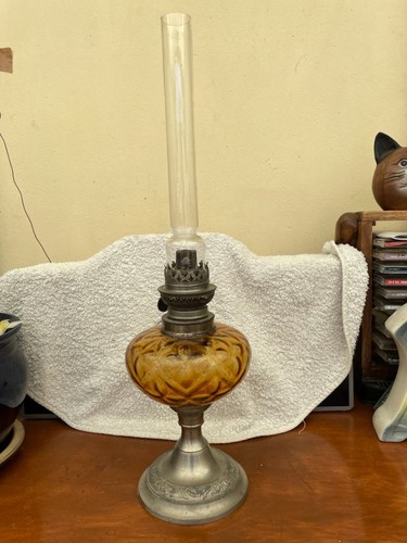 Lampe pétrole pied métal - lampe,