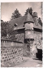 vic-sur-cère , maison du chevalier des huttes