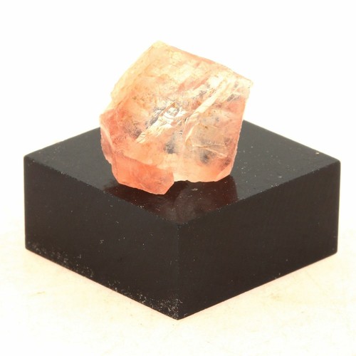 Fluorite rose ct massif - 6.93, ct.